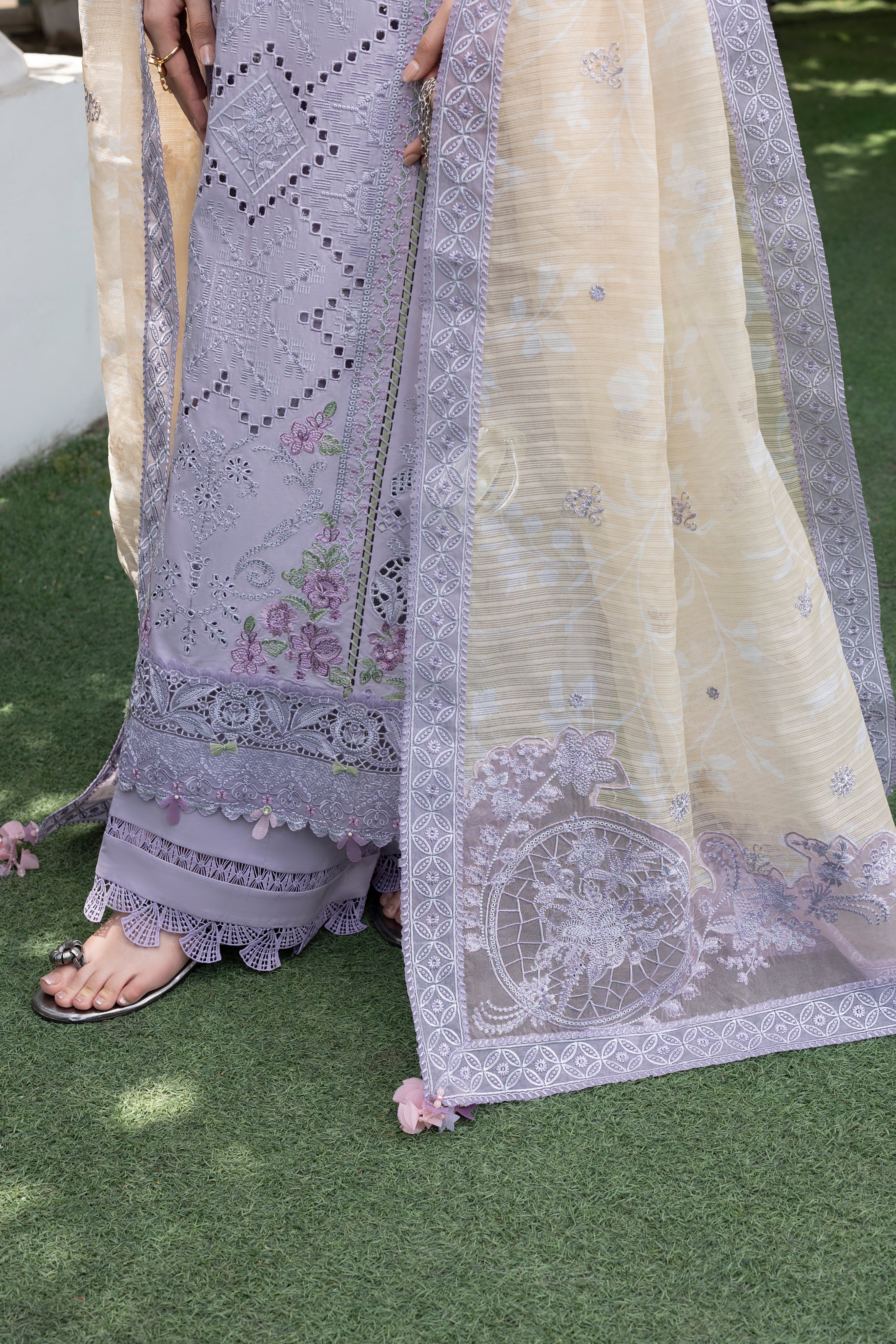 LAVENDER-LAWN EMBROIDERED-MBN-04
