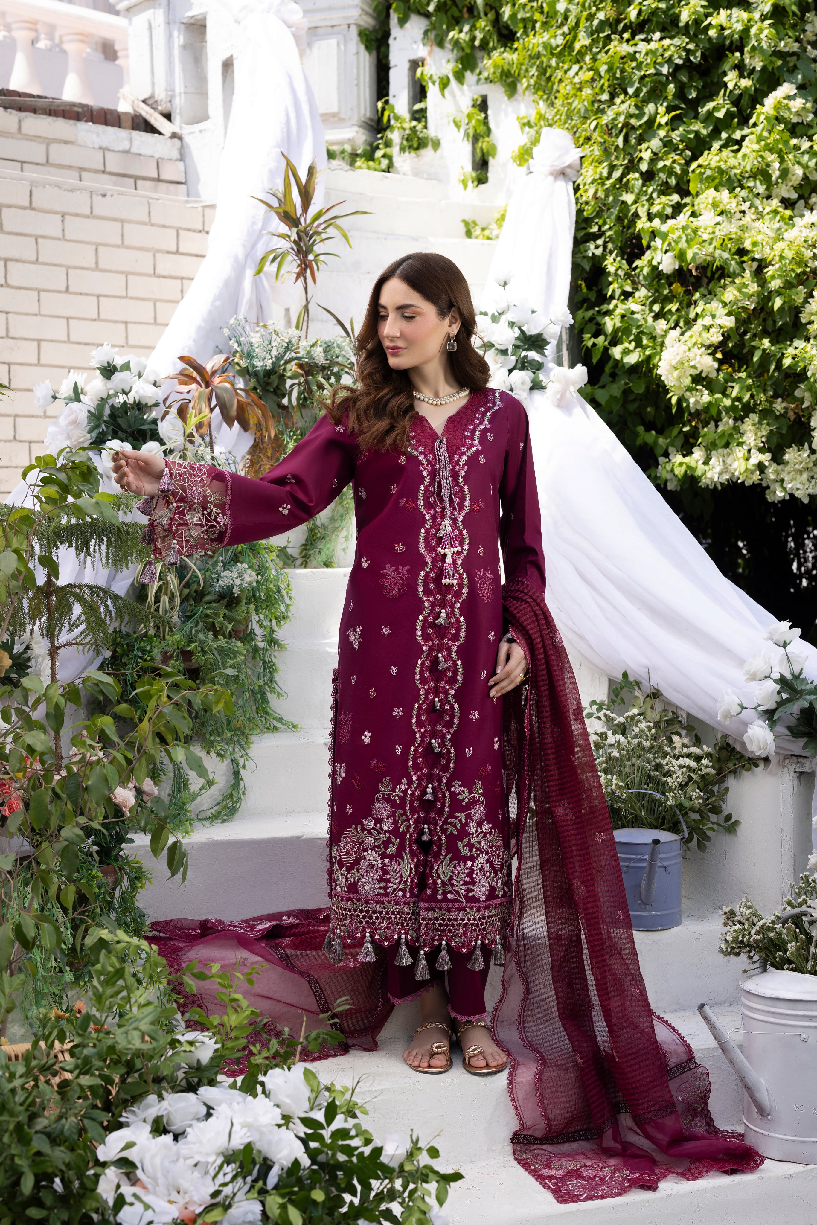 MELIGEND-LAWN EMBROIDERED-MBN-01
