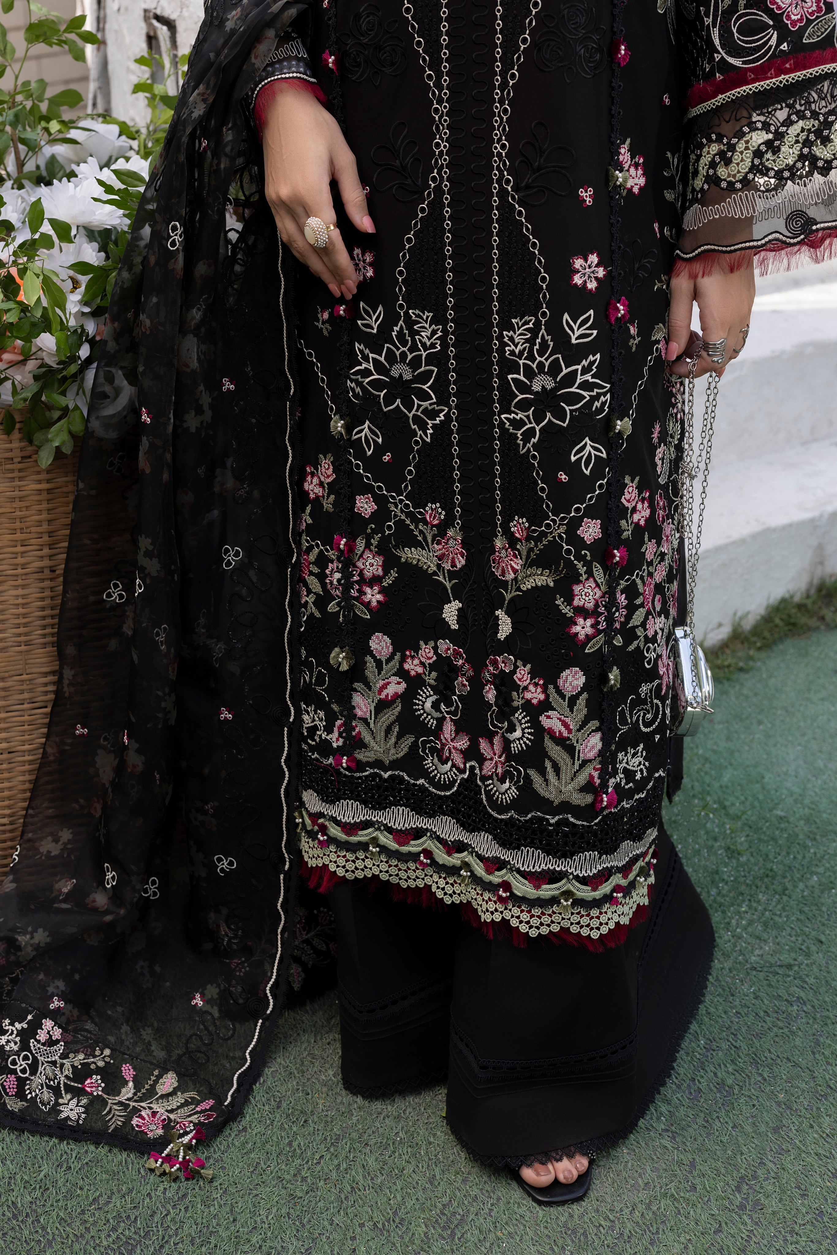MUSK BLACK-LAWN EMBROIDERED-MBN-10