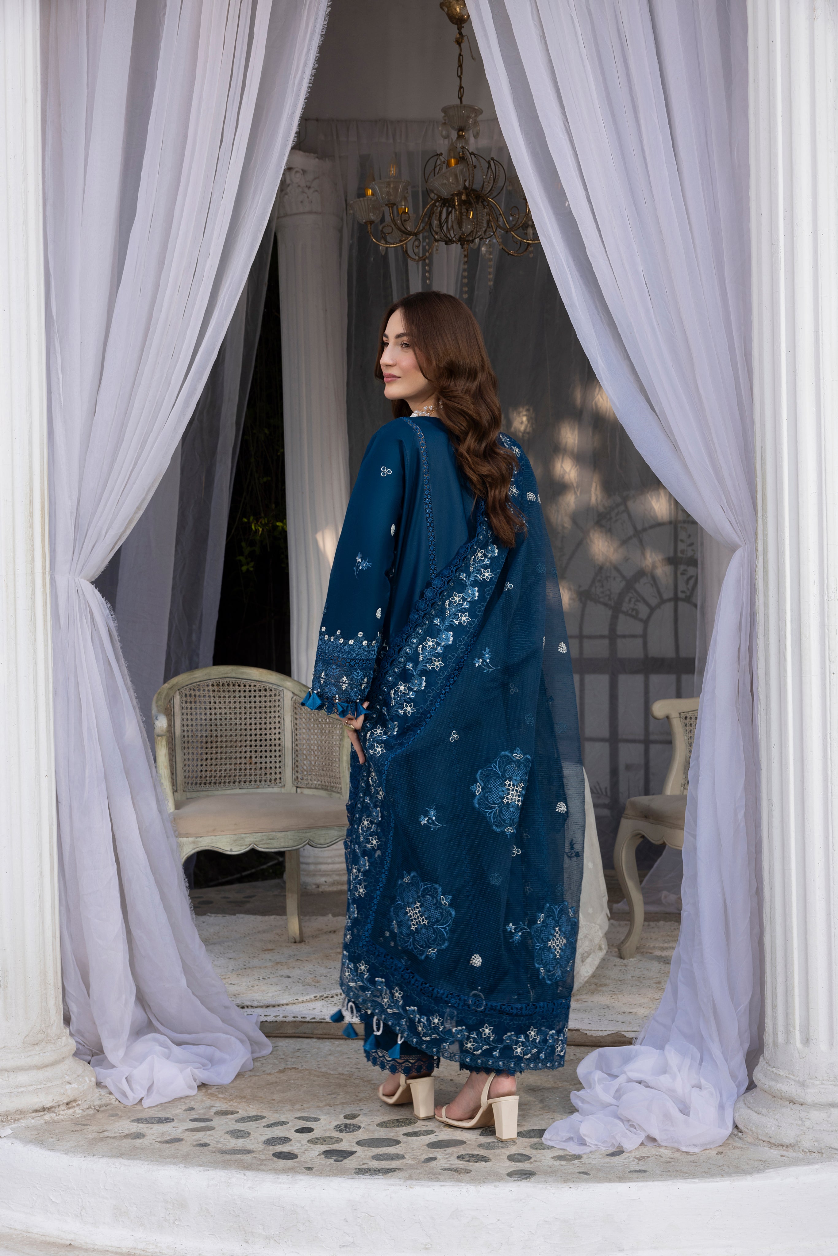 DAISY-LAWN EMBROIDERED-MBN-08