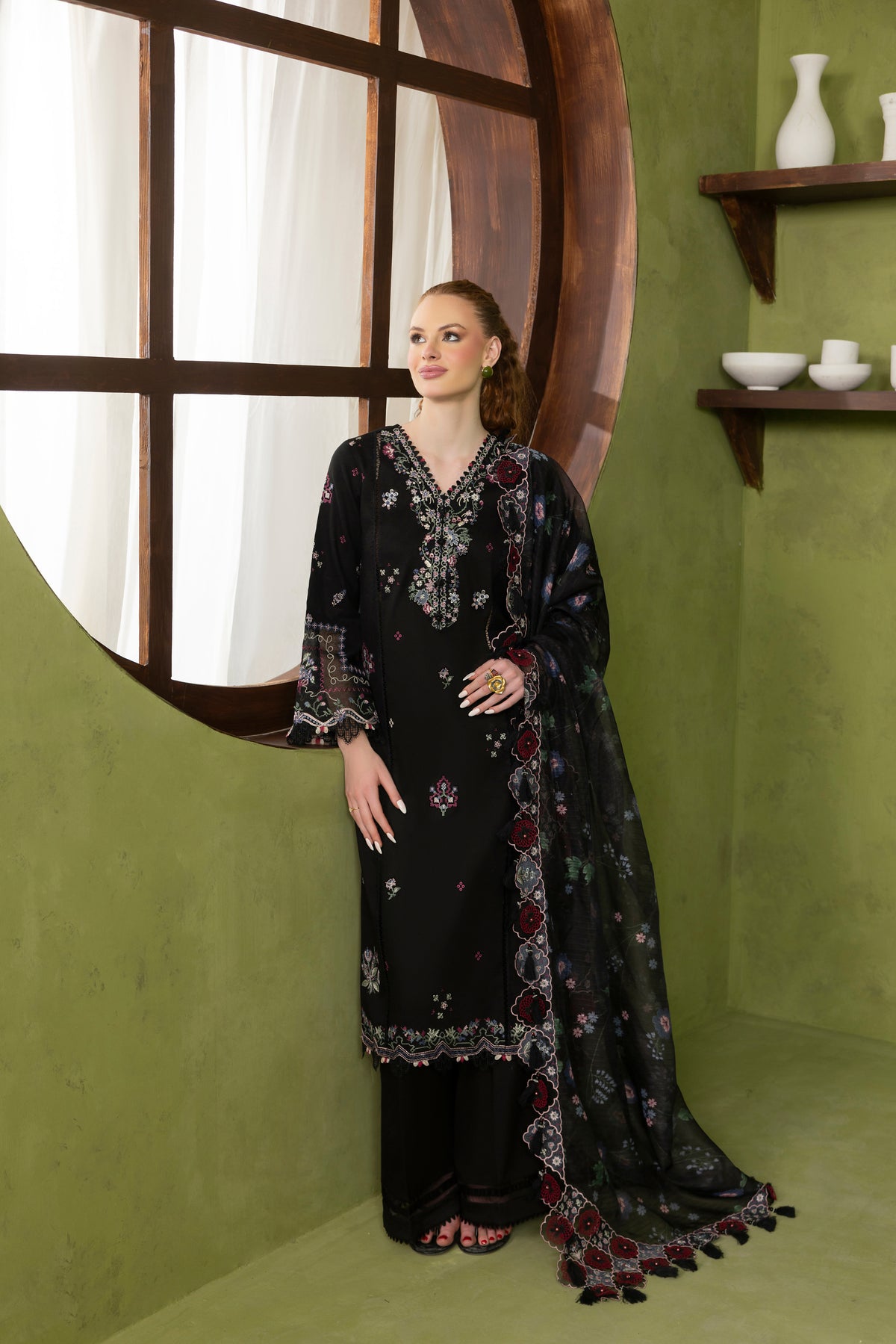 NOIR-CAMBRIC COTTON EMBROIDERED-10028