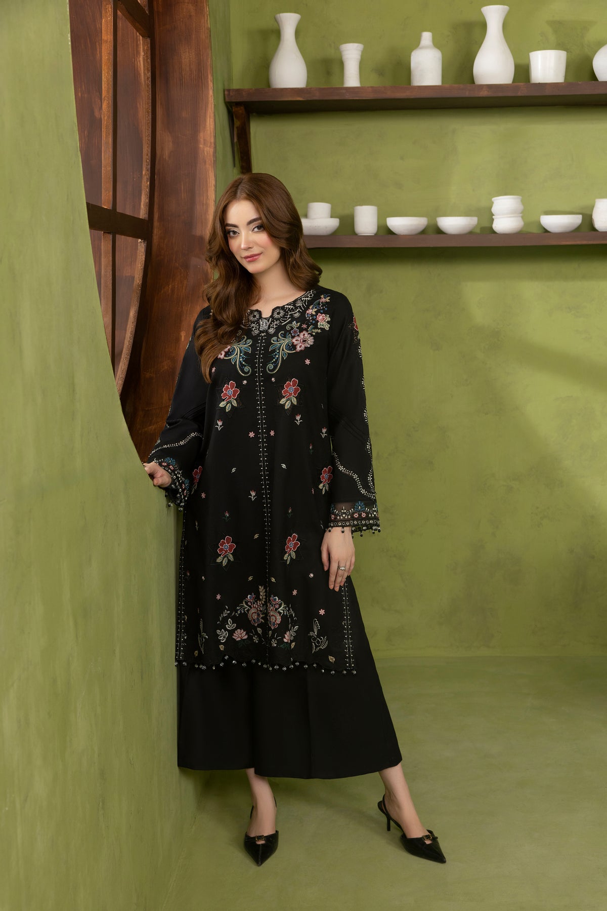 ESLIPSE-KARANDI EMBROIDERED-10031